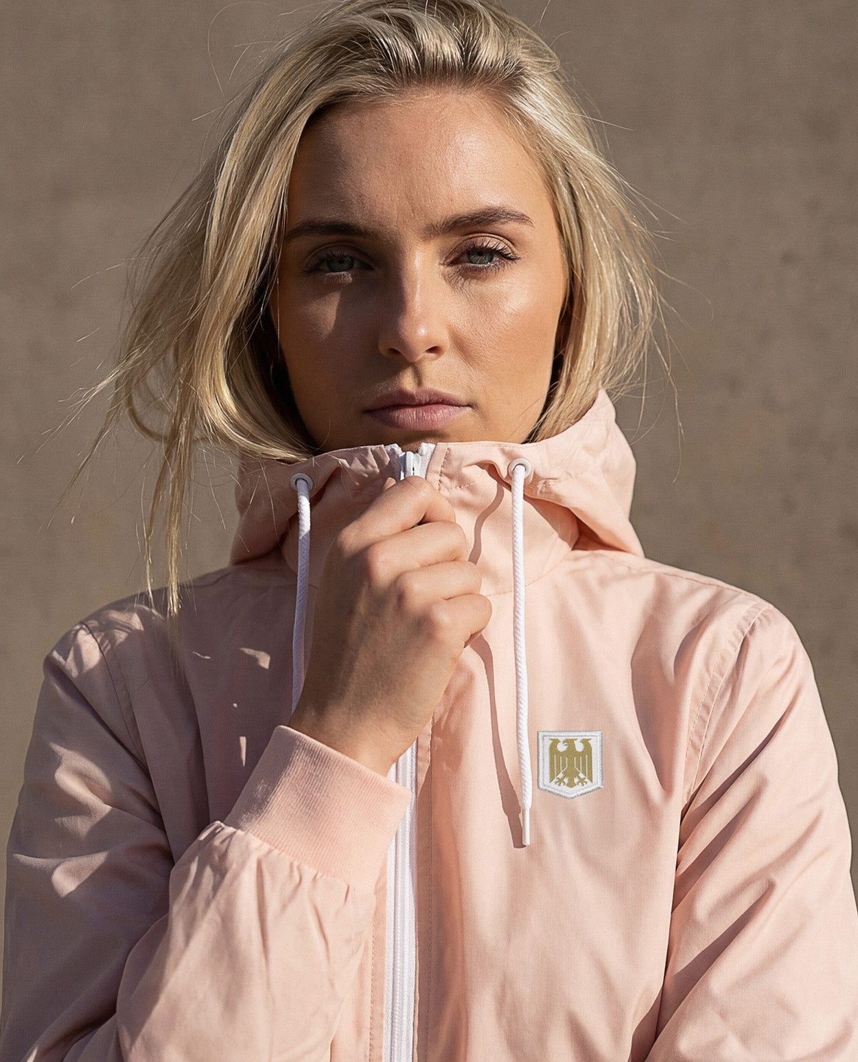 Frauen Windrunner "Adler" Light Pink