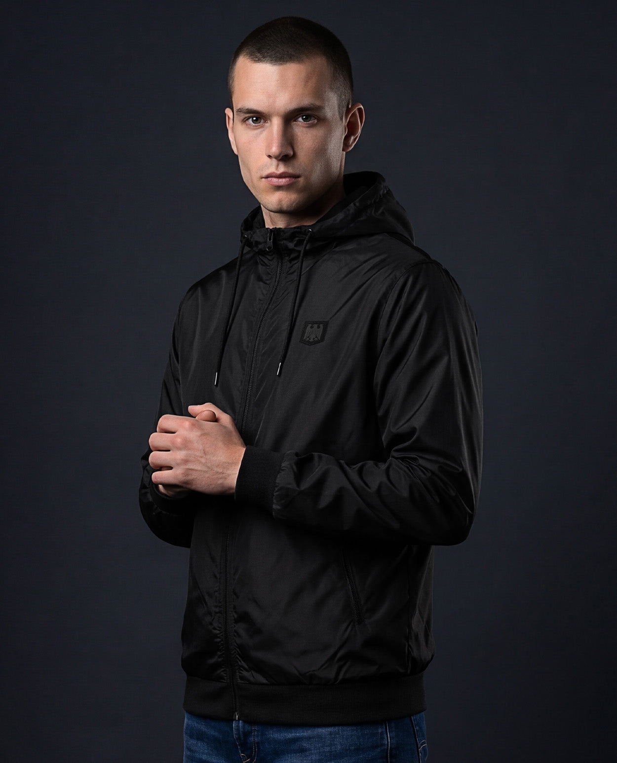 Windrunner "Adler" All-Black
