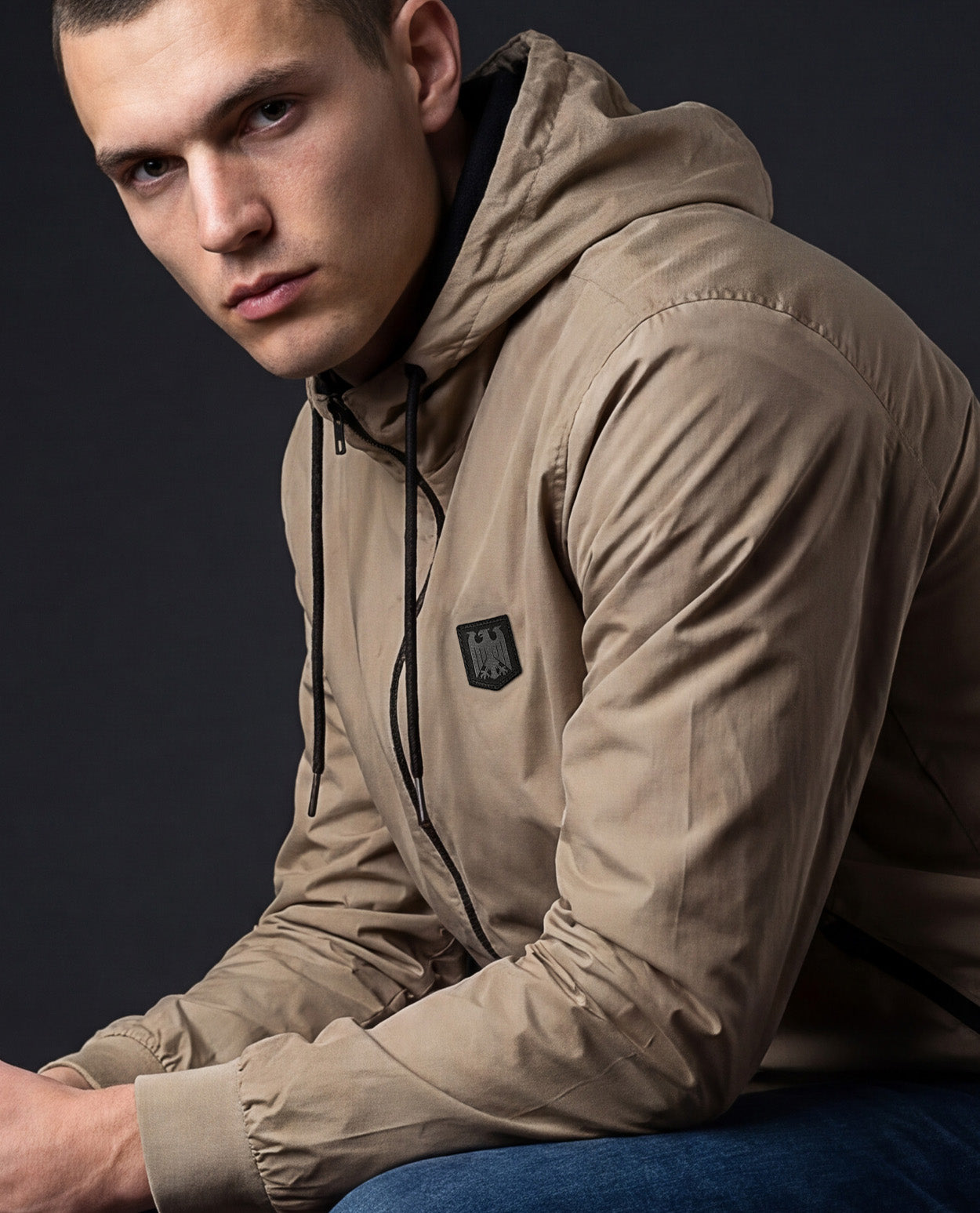 Windrunner "Adler" Beige